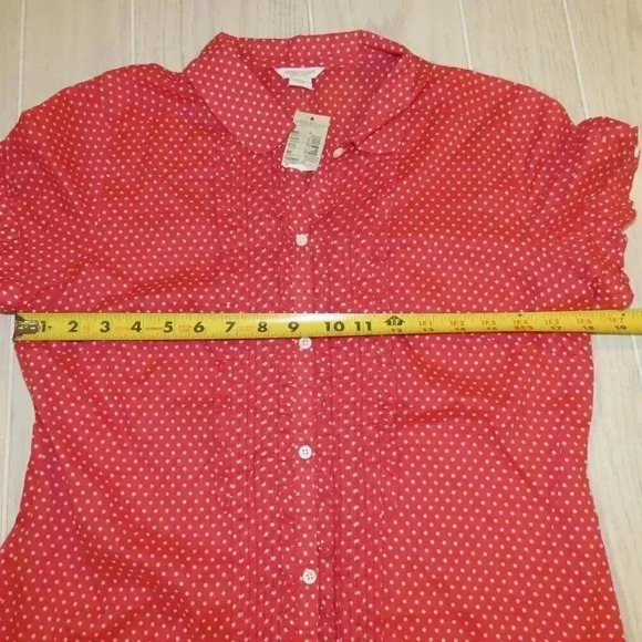American Eagle Outfitters Womens Red Polka Dot Short Sleeve Short NWT - Picture 10 of 12